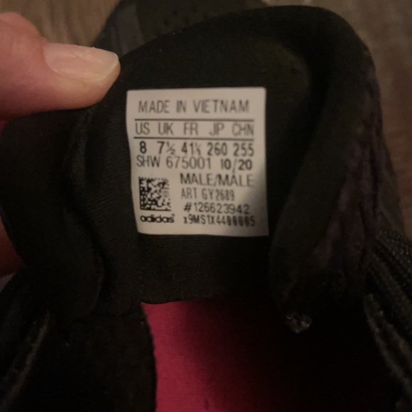 Adidas - Picture 7 of 8